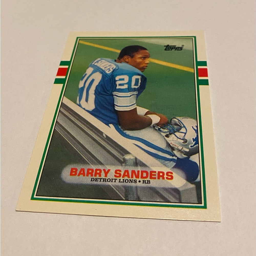 Barry Sanders Rare RC Rookie 1989 Topps Traded Set Football card Vintage - Picture 3 of 3